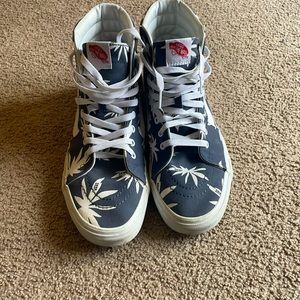 High top vans. Blue and white print